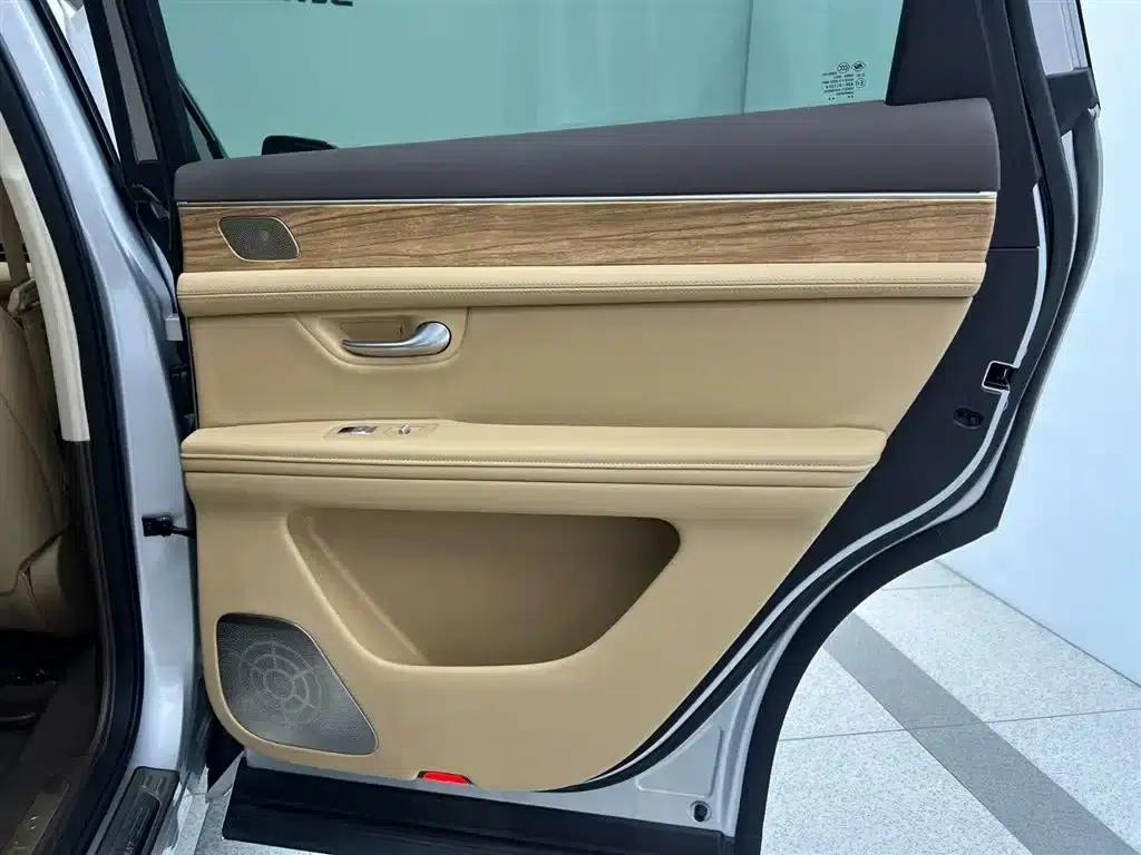Wenjie M7 2024 1.5T Intelligent Driving 4WD Max Edition 5-seater — миниатюра 28