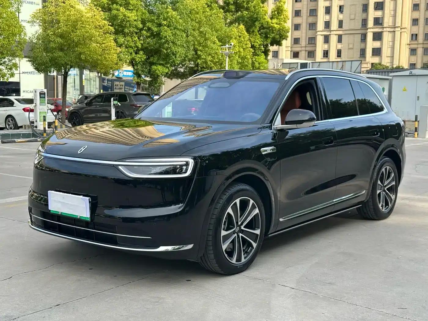 Wenjie M7 2026 Extended Range Max 4WD 5-Seater (192-line LiDAR) — миниатюра 1