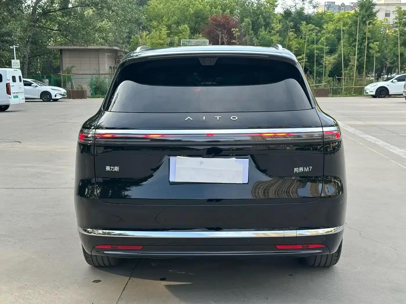 Wenjie M7 2026 Extended Range Max 4WD 5-Seater (192-line LiDAR) — миниатюра 14