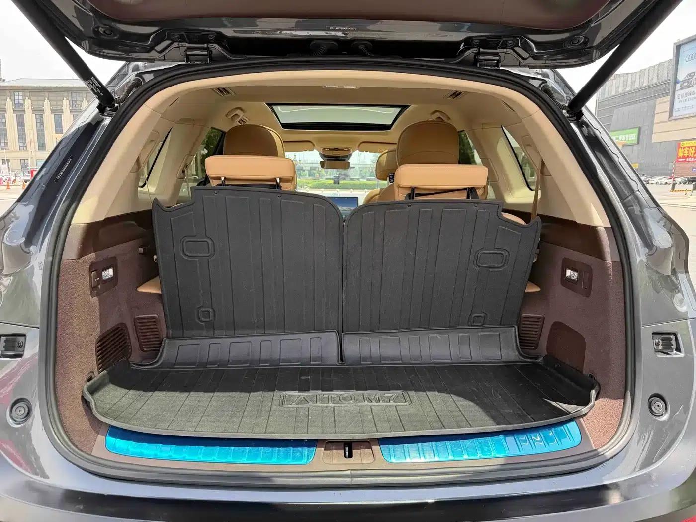 Wenjie M7 2024 1.5T Intelligent Driving Rear-Wheel Drive Max Edition 6-Seater — миниатюра 18