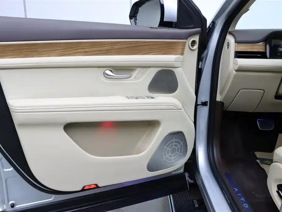 Wenjie M7 2024 1.5T Intelligent Driving 4WD Max Edition 6-seater — миниатюра 11