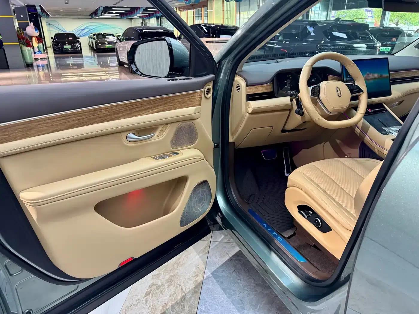Wenjie M7 2024 1.5T Rear-Wheel Drive Plus Edition 5-Seater — миниатюра 7