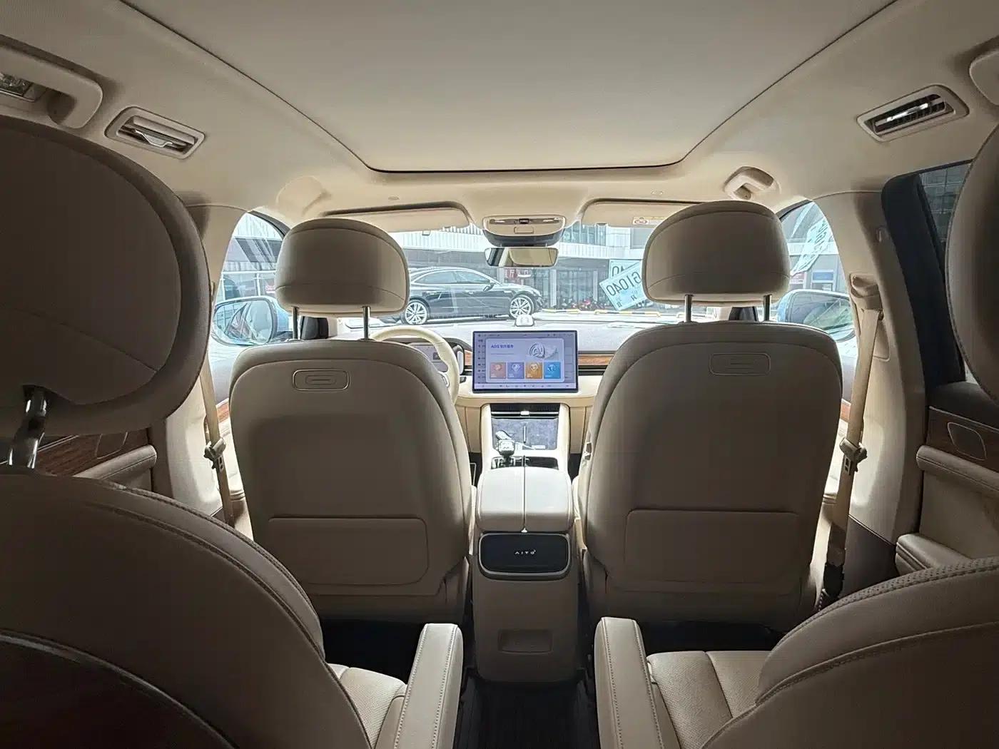 Wenjie M7 2024 1.5T Intelligent Driving 4WD Max Edition 6-seater — миниатюра 15