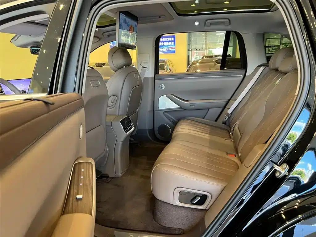 Wenjie M7 2026 Extended Range Ultra 4WD 5-Seater (192-line LiDAR) — миниатюра 19