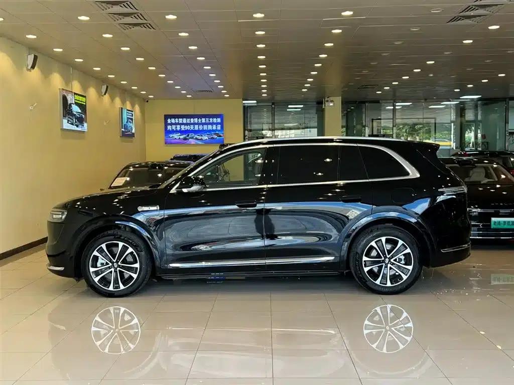 Wenjie M7 2026 Extended Range Ultra 4WD 5-Seater (192-line LiDAR) — миниатюра 4