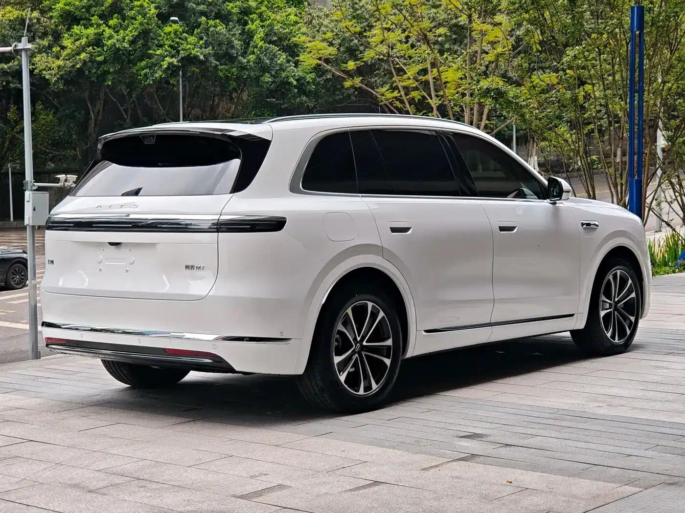 Wenjie M7 2026 Extended Range Max 4WD 5-Seater (192-line LiDAR) — миниатюра 3