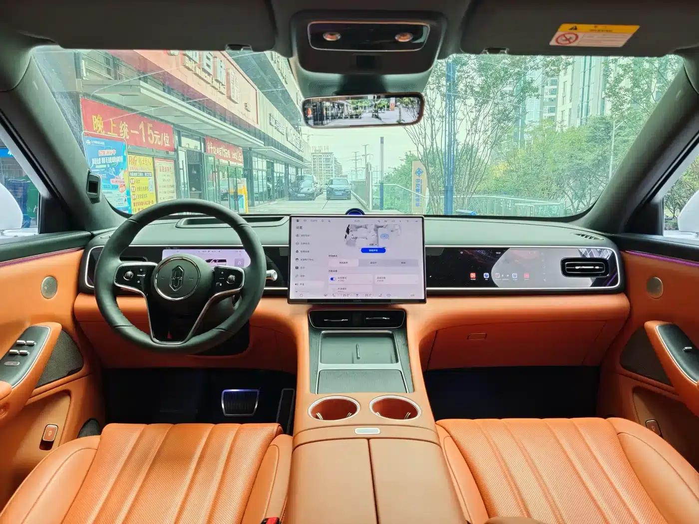 Wenjie M7 2026 Extended Range Max 4WD 5-Seater (192-line LiDAR) — миниатюра 6