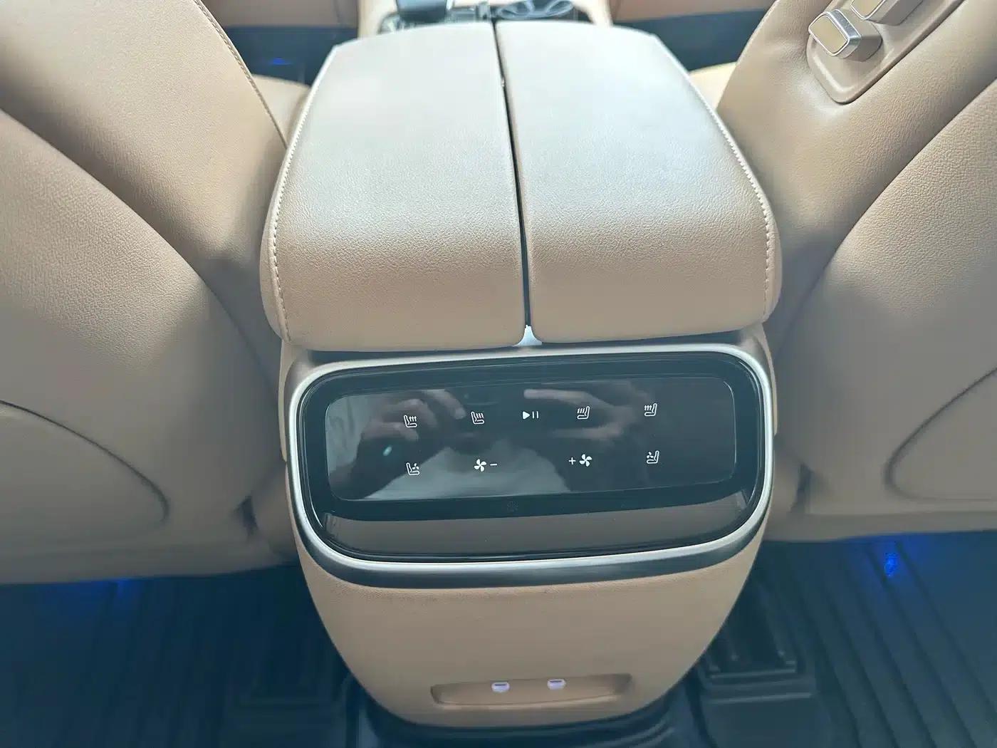 Wenjie M7 2022 1.5T Rear-Wheel Drive Comfort Edition — миниатюра 17