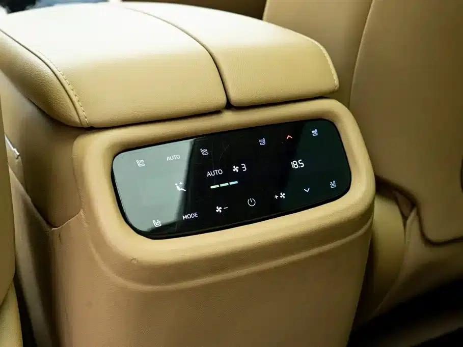 Wenjie M7 2024 1.5T Intelligent Driving Rear-Wheel Drive Max Edition 5-Seater — миниатюра 26