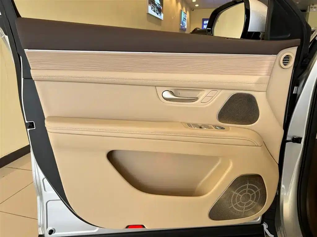 Wenjie M7 2024 1.5T Intelligent Driving Rear-Wheel Drive Ultra Edition 5-Seater — миниатюра 13