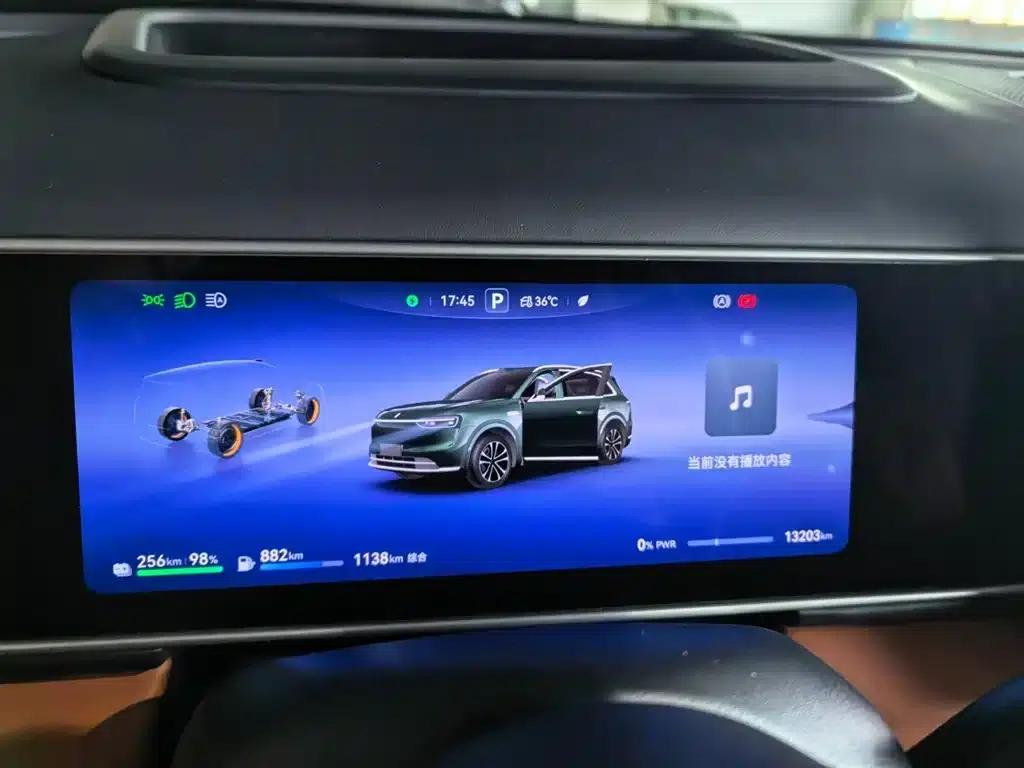 Wenjie M7 2026 Extended Range Ultra 4WD 5-Seater (192-line LiDAR) — миниатюра 4