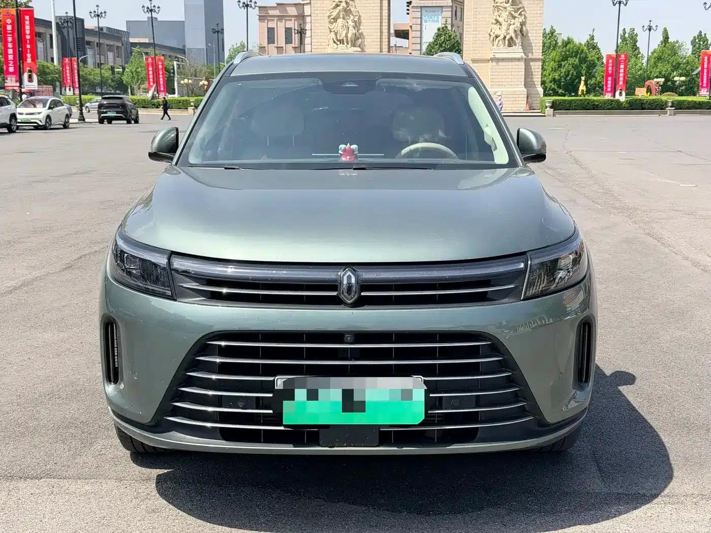 Wenjie M7 2024 1.5T AWD Plus Edition 5-seater — миниатюра 2