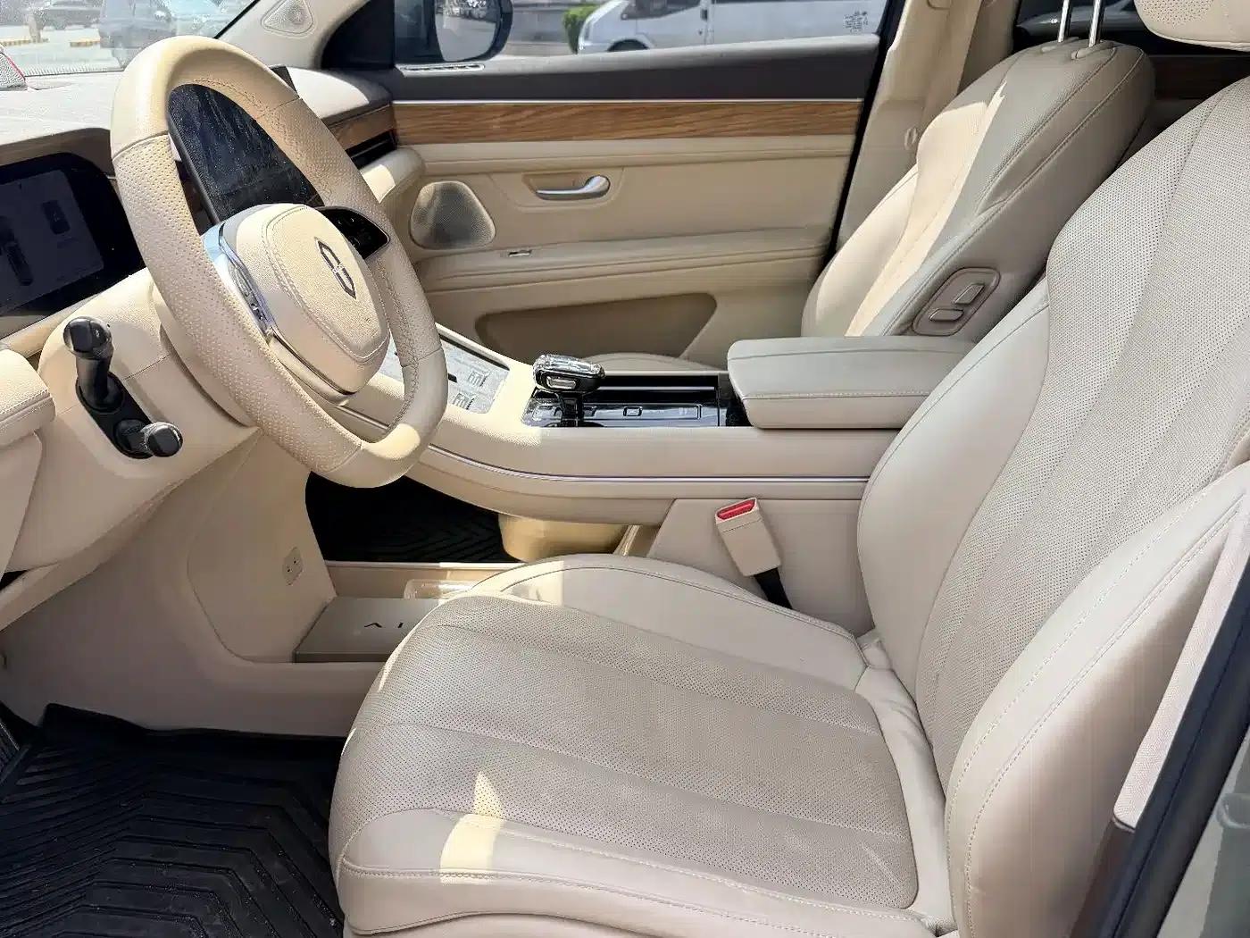 Wenjie M7 2024 1.5T AWD Plus Edition 5-seater — миниатюра 3