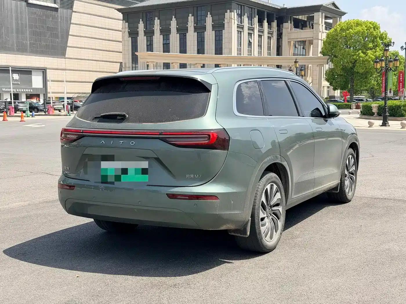 Wenjie M7 2024 1.5T AWD Plus Edition 5-seater — миниатюра 9
