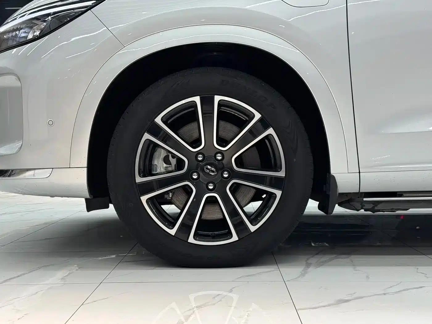 Wenjie M7 2024 1.5T Intelligent Driving 4WD Ultra Edition 6-seater — миниатюра 11