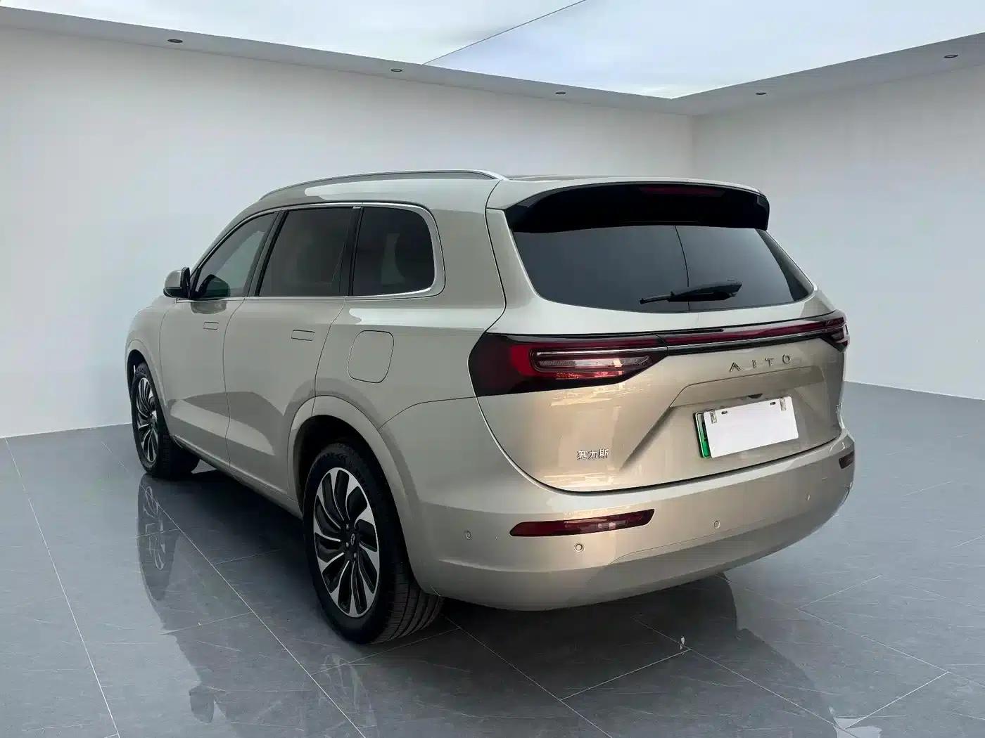 Wenjie M7 2022 1.5T AWD Luxury Edition — миниатюра 6