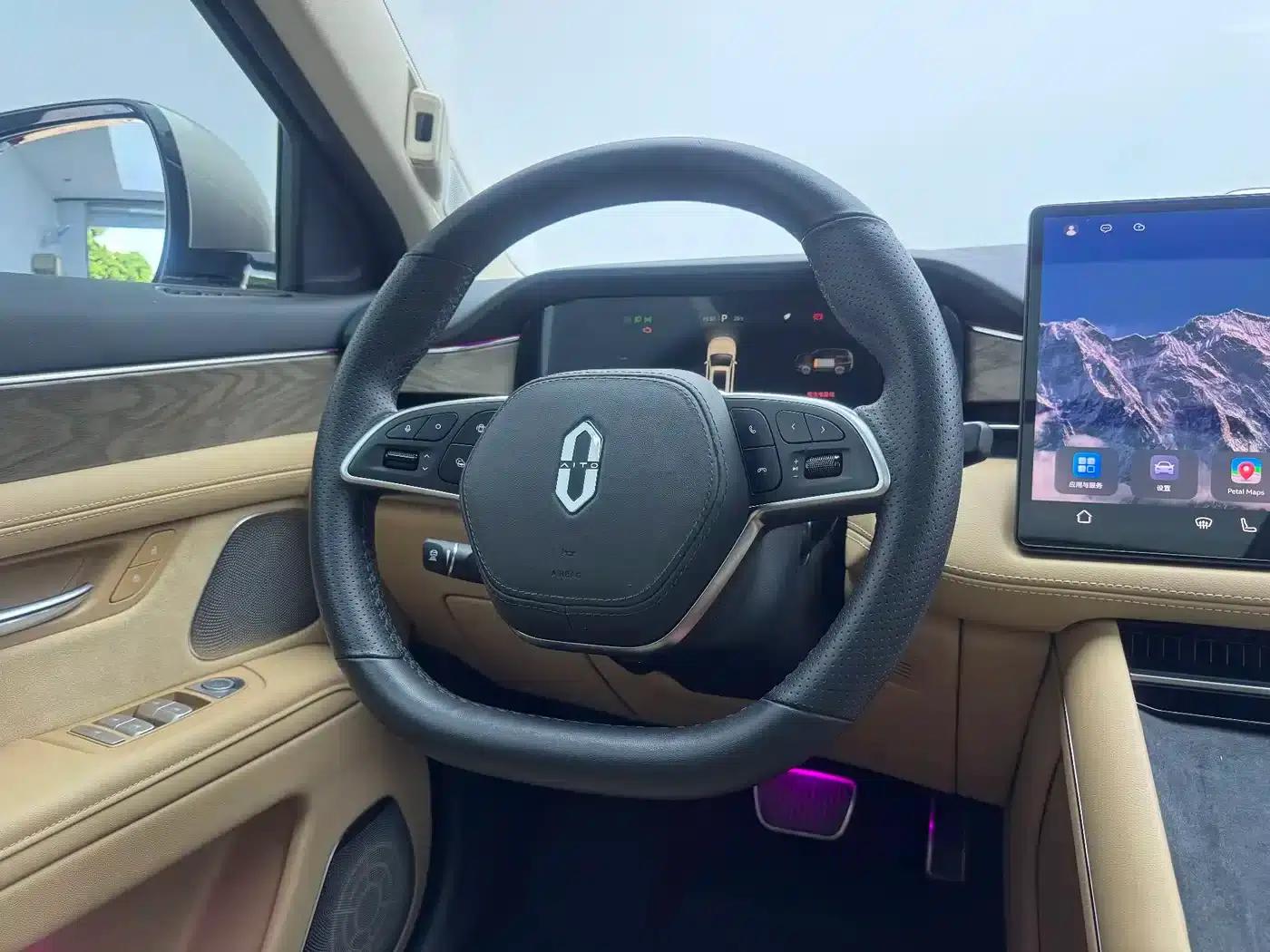 Wenjie M7 2022 1.5T AWD Luxury Edition — миниатюра 9