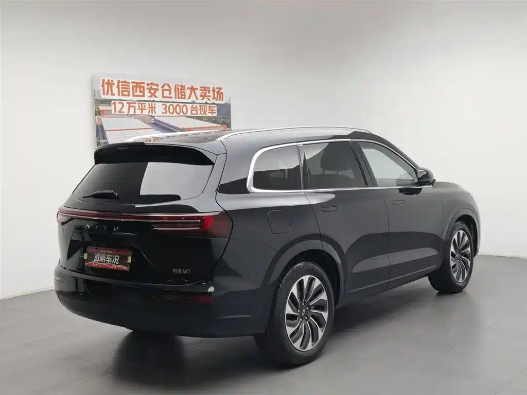 Wenjie M7 2024 1.5T Rear-Wheel Drive Plus Edition 5-Seater — миниатюра 2