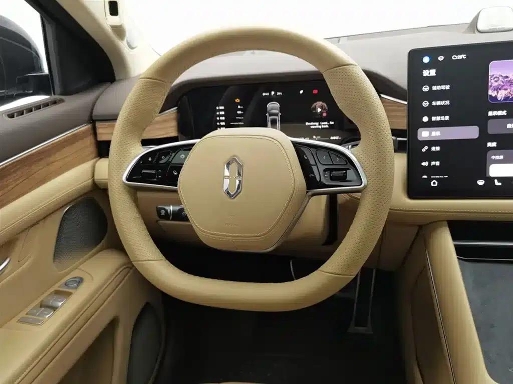 Wenjie M7 2024 1.5T Rear-Wheel Drive Plus Edition 5-Seater — миниатюра 11