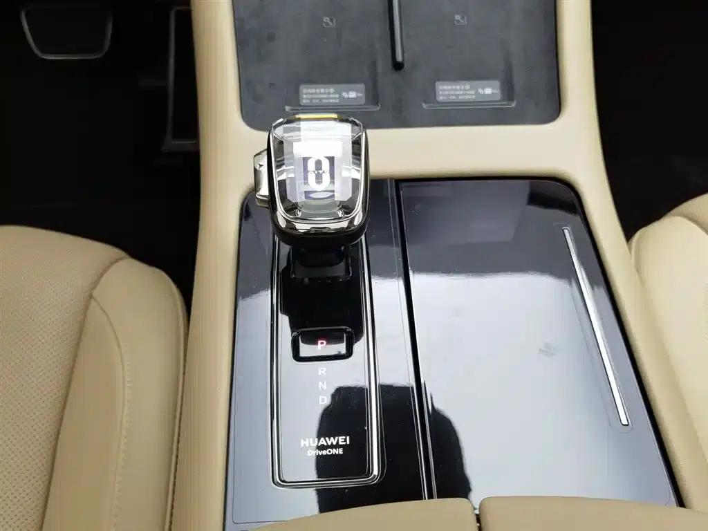 Wenjie M7 2024 1.5T Rear-Wheel Drive Plus Edition 5-Seater — миниатюра 13