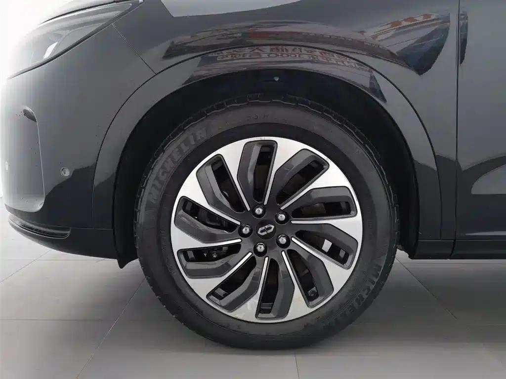 Wenjie M7 2024 1.5T Rear-Wheel Drive Plus Edition 5-Seater — миниатюра 17