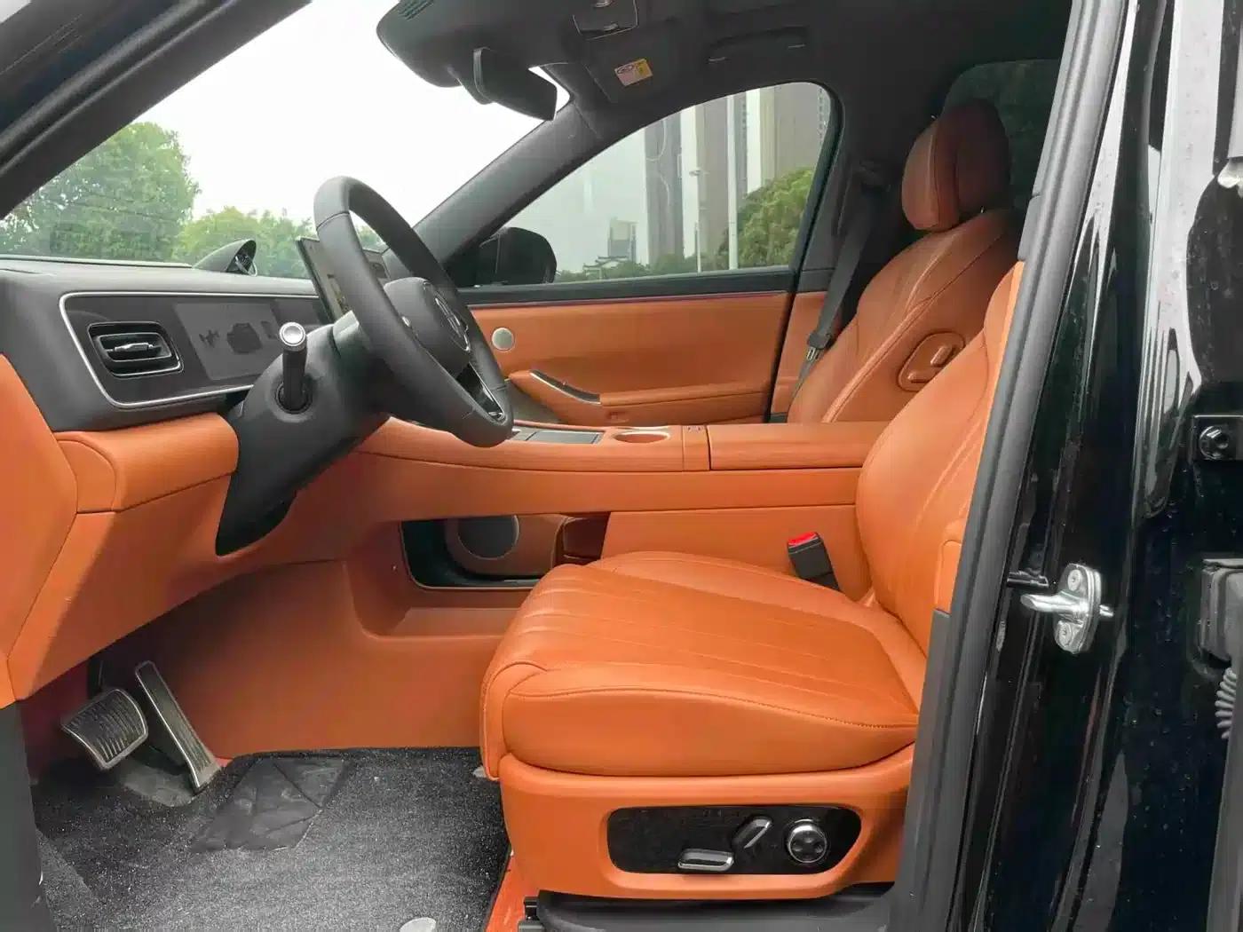 Wenjie M7 2026 Extended Range Pro+ 4WD 5-Seater — миниатюра 4