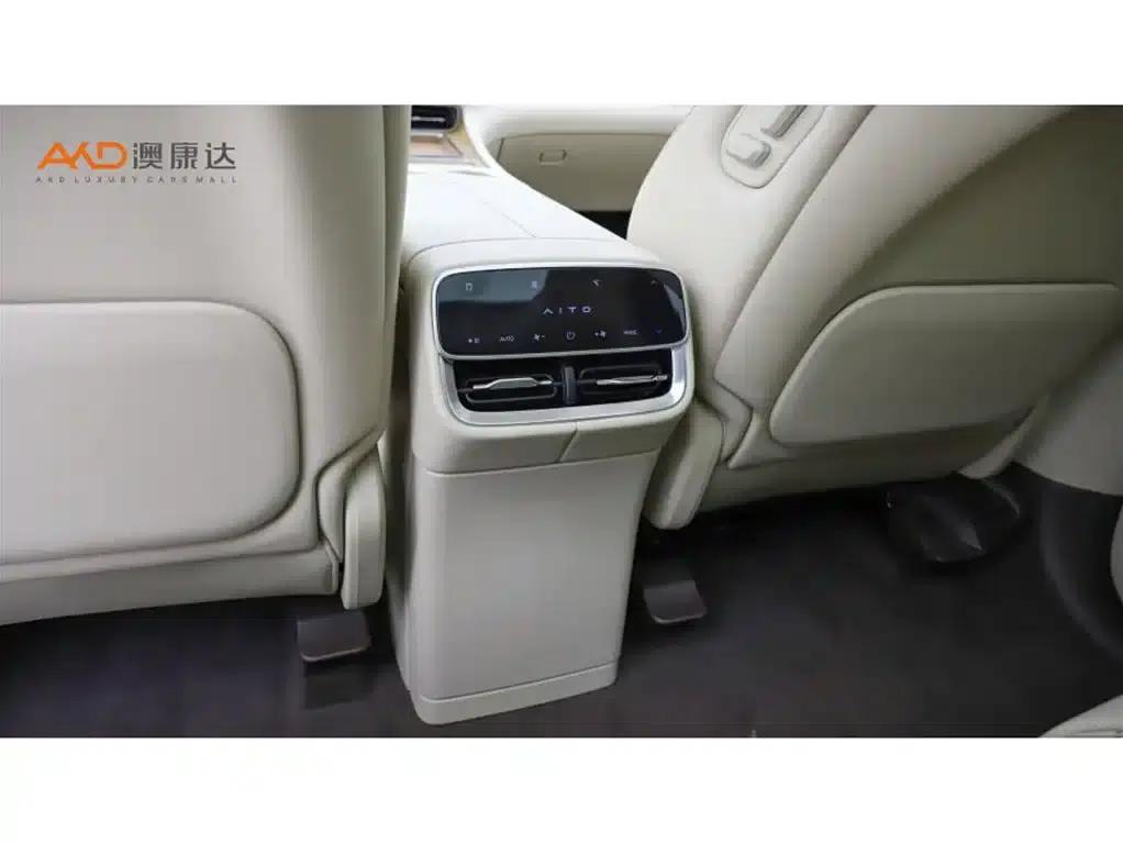 Wenjie M7/1.5T/2026/Range Extended Max 4WD 5-seater (192-line LiDAR) — миниатюра 9