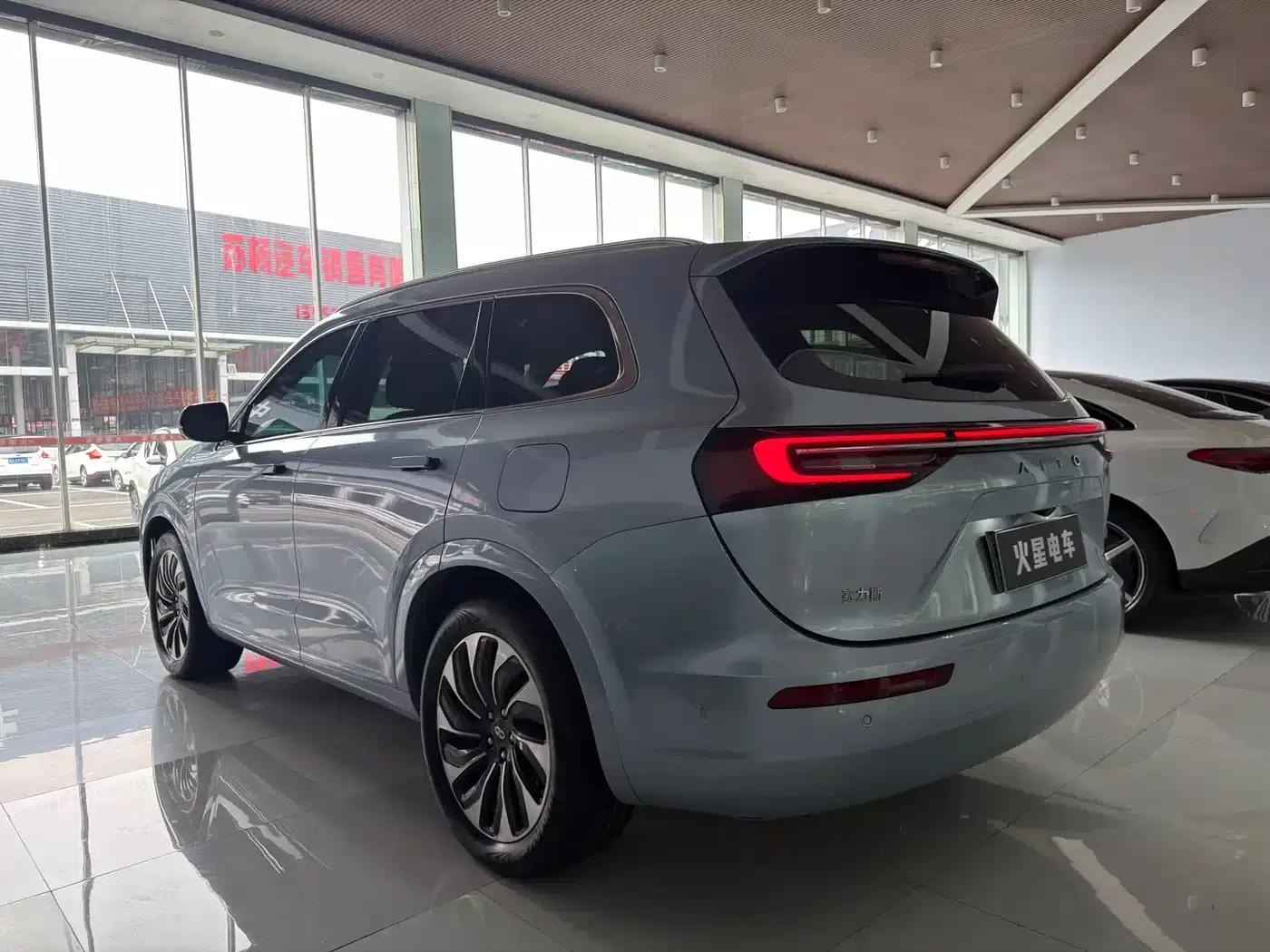 Wenjie M7 2024 1.5T Rear-Wheel Drive Plus Edition 5-Seater — миниатюра 15