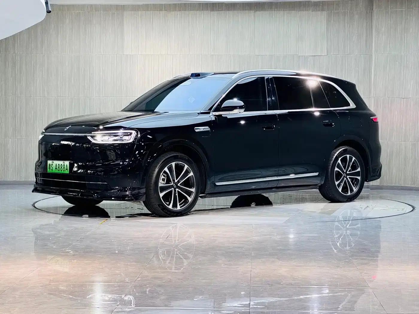 Wenjie M7 2026 Extended Range Ultra 4WD 5-Seater (192-line LiDAR) — миниатюра 1