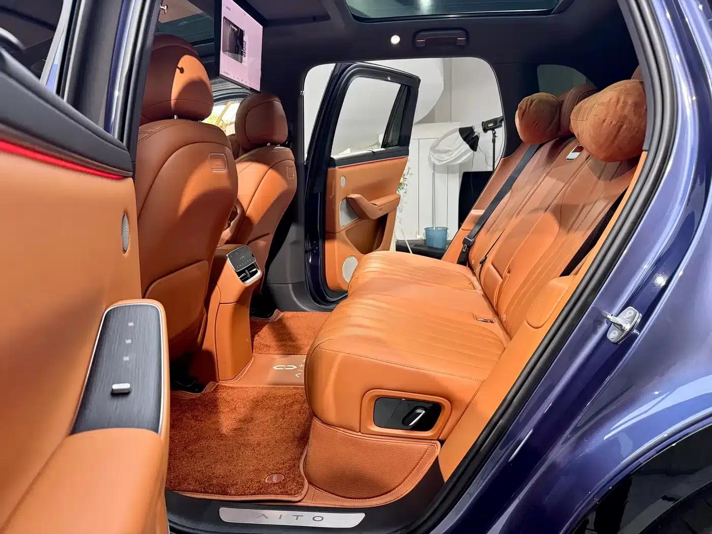 Wenjie M7 2026 Extended Range Ultra 4WD 5-Seater (192-line LiDAR) — миниатюра 16