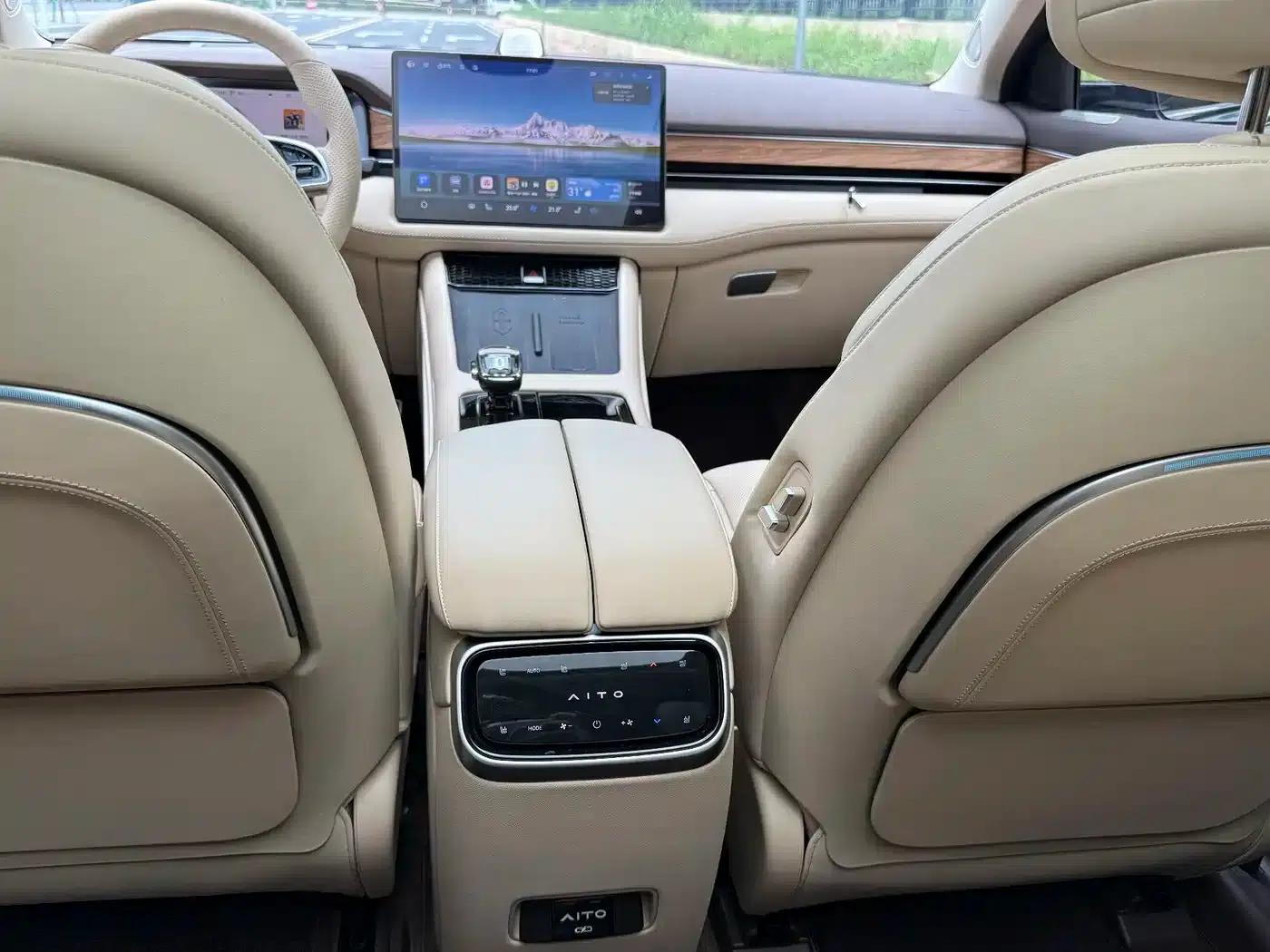 Wenjie M7 2024 1.5T Intelligent Driving Rear-Wheel Drive Max Edition 6-Seater — миниатюра 16