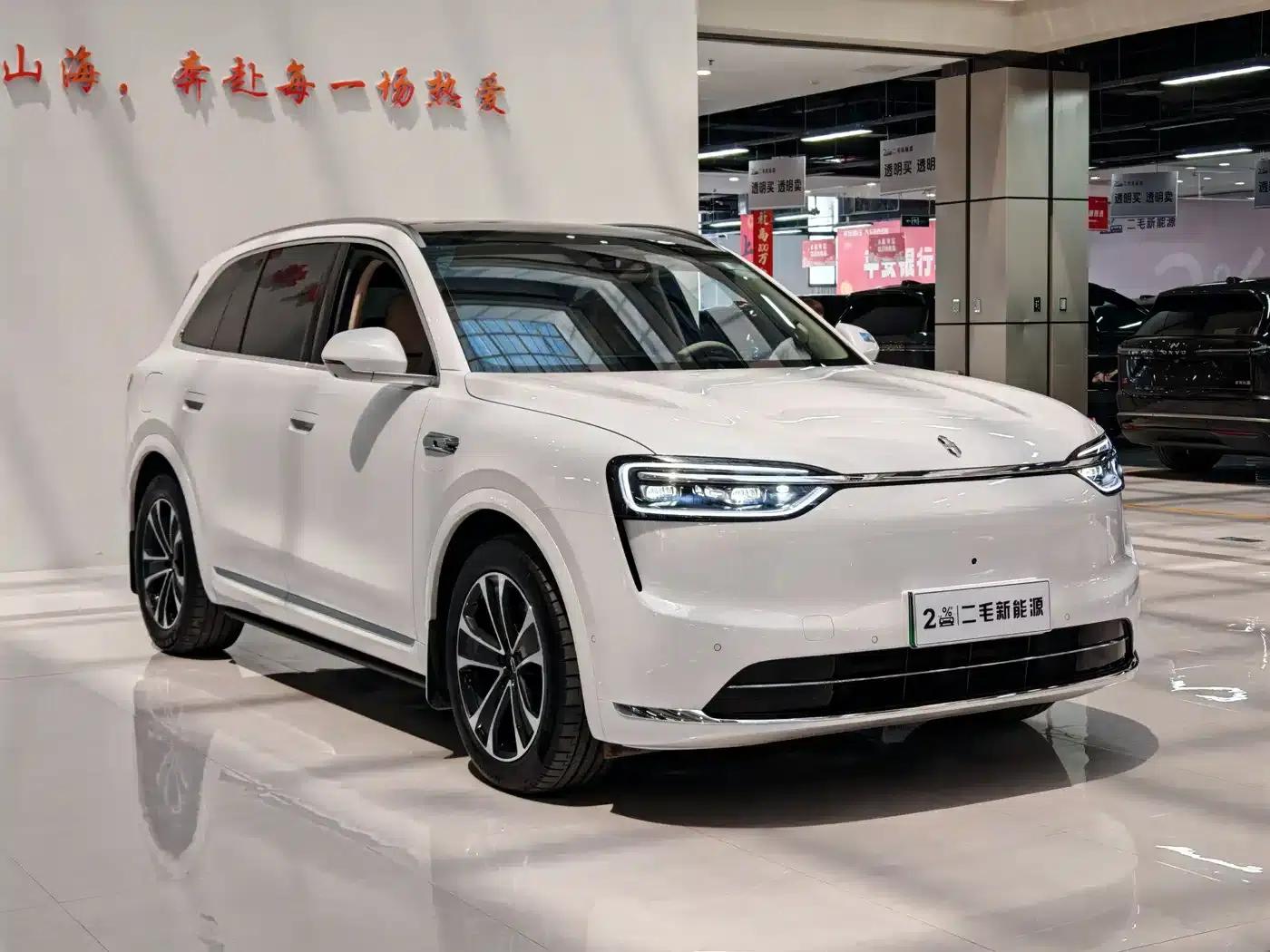 Wenjie M7 2026 Extended Range Pro+ 4WD 5-Seater — миниатюра 3