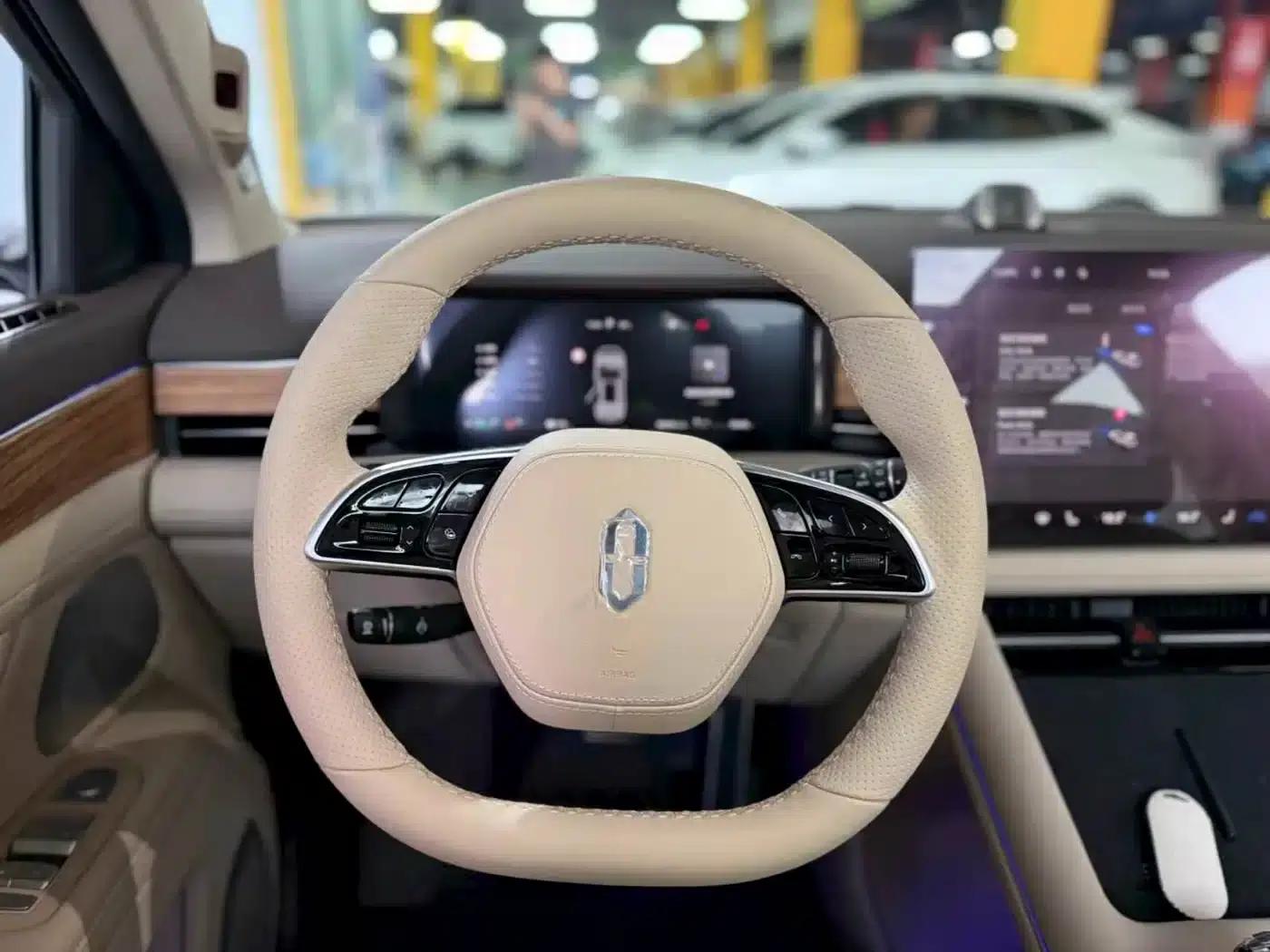 Wenjie M7 2024 1.5T Intelligent Driving 4WD Max Edition 5-seater — миниатюра 14