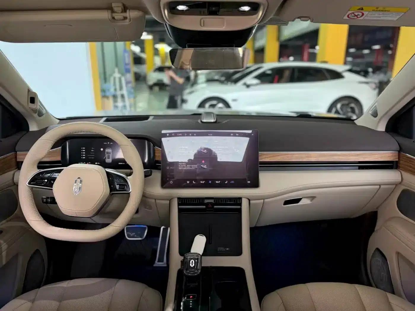 Wenjie M7 2024 1.5T Intelligent Driving 4WD Max Edition 5-seater — миниатюра 18