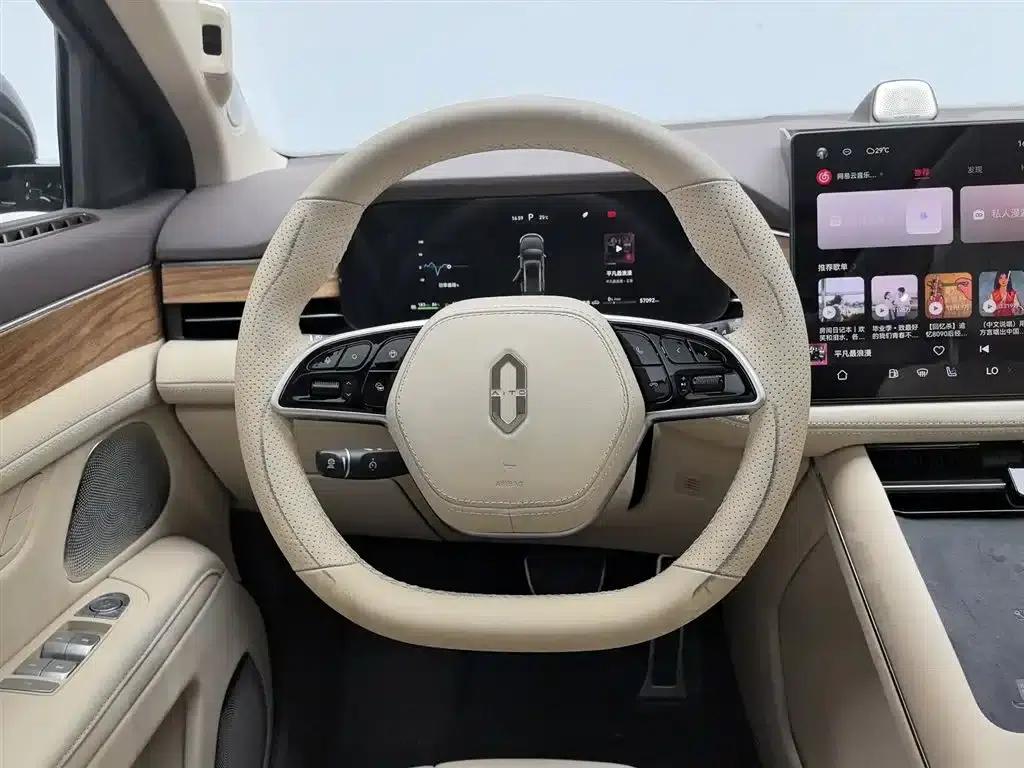 Wenjie M7 2024 1.5T Rear-Wheel Drive Plus Edition 5-Seater — миниатюра 11