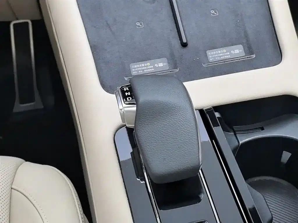 Wenjie M7 2024 1.5T Rear-Wheel Drive Plus Edition 5-Seater — миниатюра 13