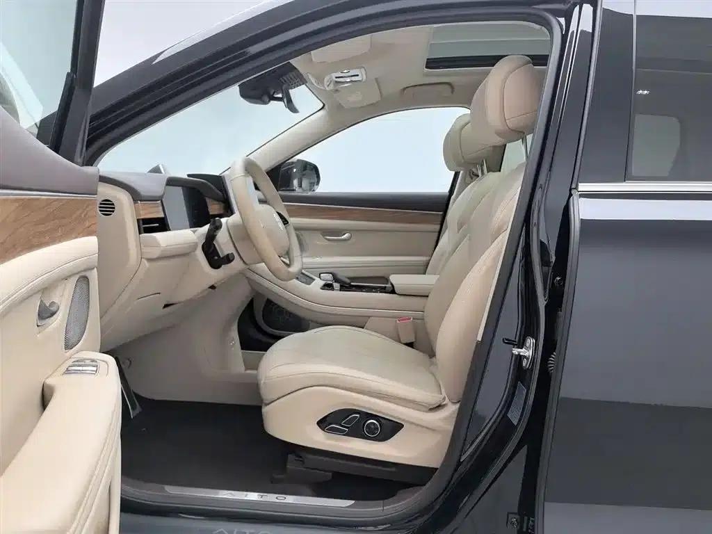 Wenjie M7 2024 1.5T Rear-Wheel Drive Plus Edition 5-Seater — миниатюра 10