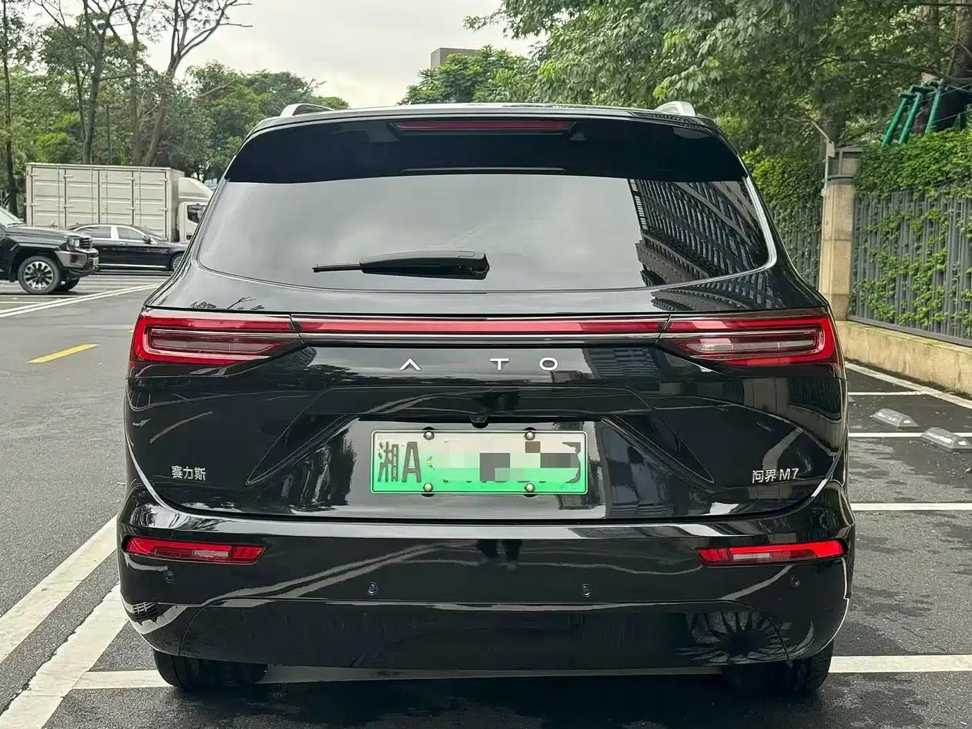 Wenjie M7 2022 1.5T AWD Luxury Edition — миниатюра 4