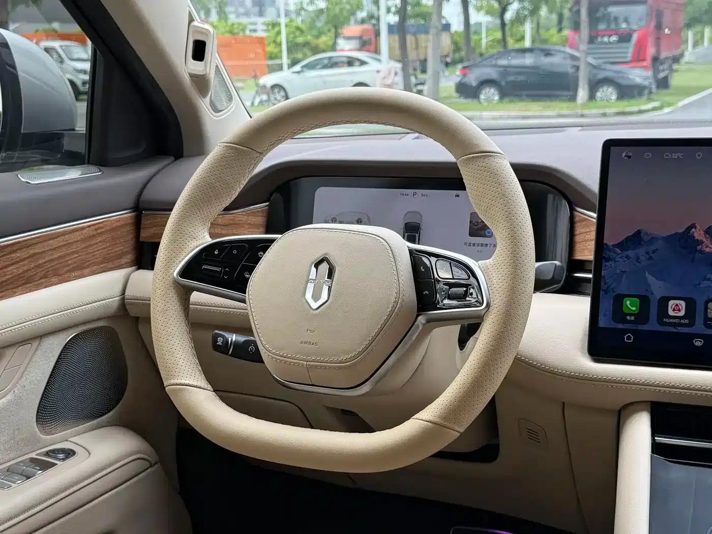 Wenjie M7 2024 1.5T Intelligent Driving Rear-Wheel Drive Max Edition 6-Seater — миниатюра 11