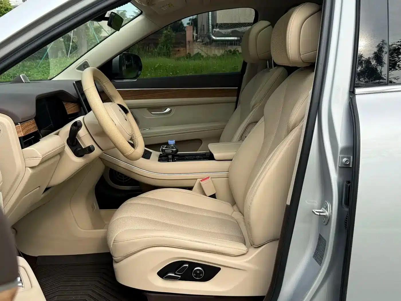 Wenjie M7 2024 1.5T Intelligent Driving Rear-Wheel Drive Max Edition 6-Seater — миниатюра 25