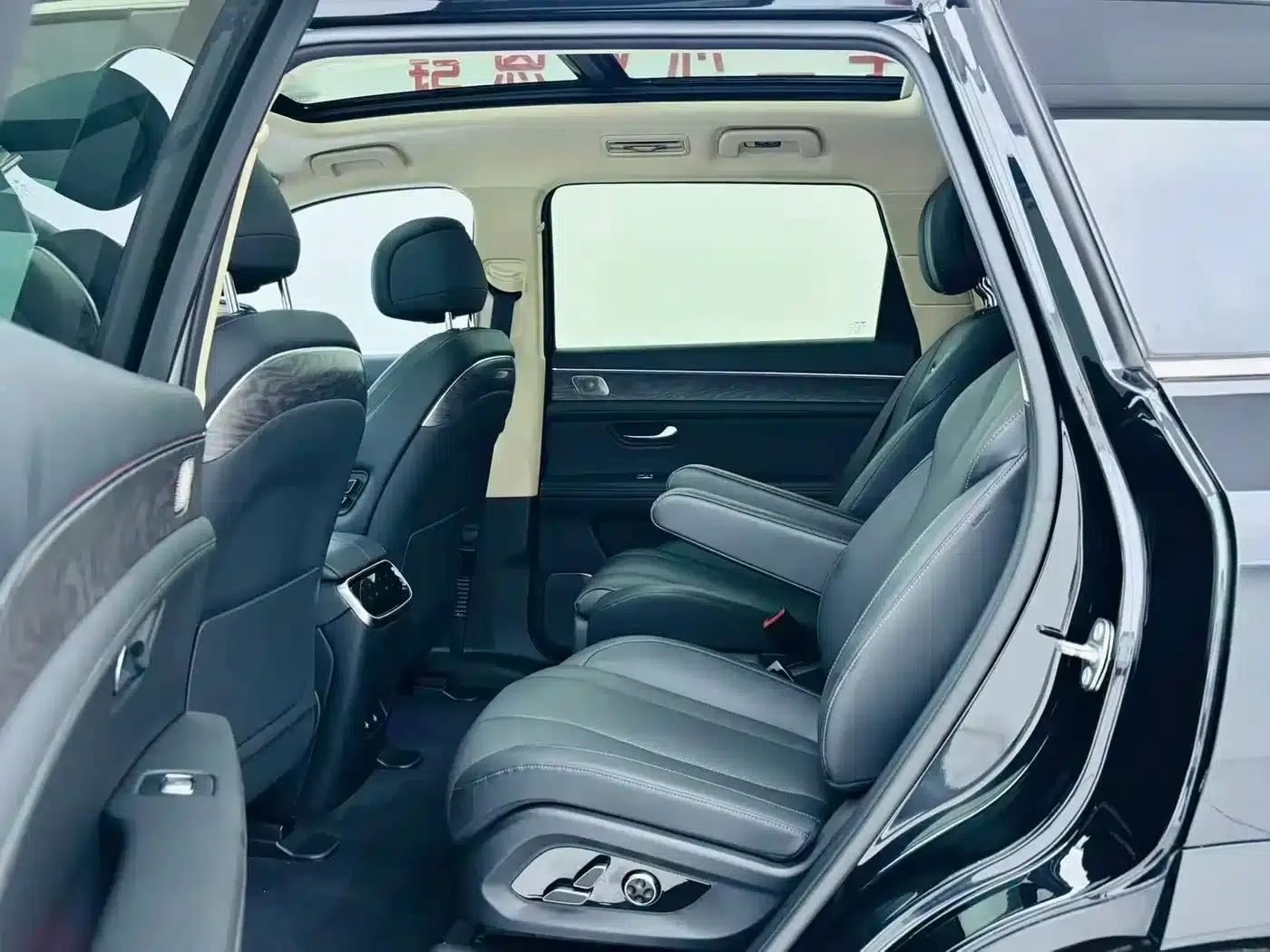 Wenjie M7 2022 1.5T Rear-Wheel Drive Comfort Edition — миниатюра 16