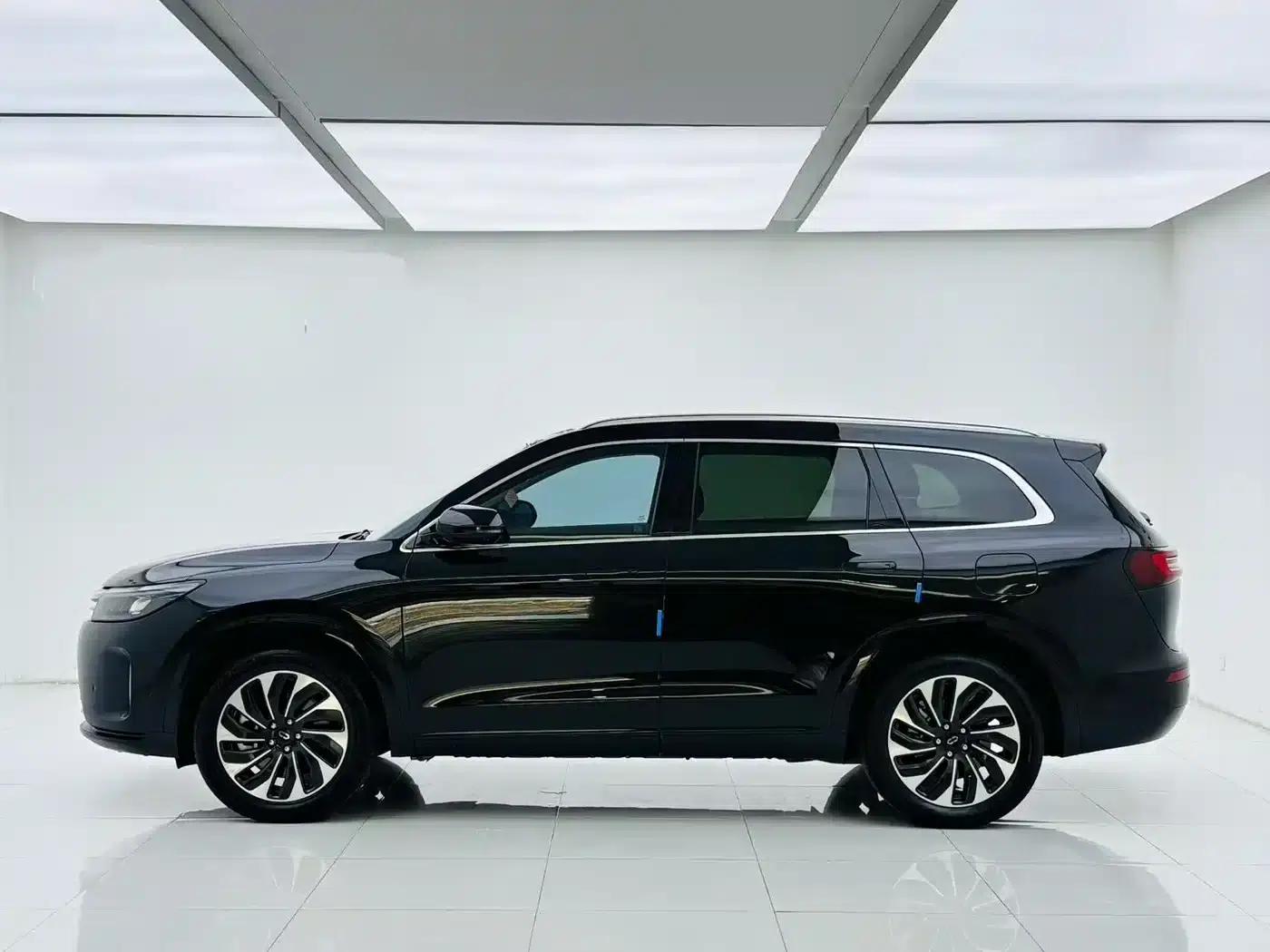 Wenjie M7 2022 1.5T Rear-Wheel Drive Comfort Edition — миниатюра 4