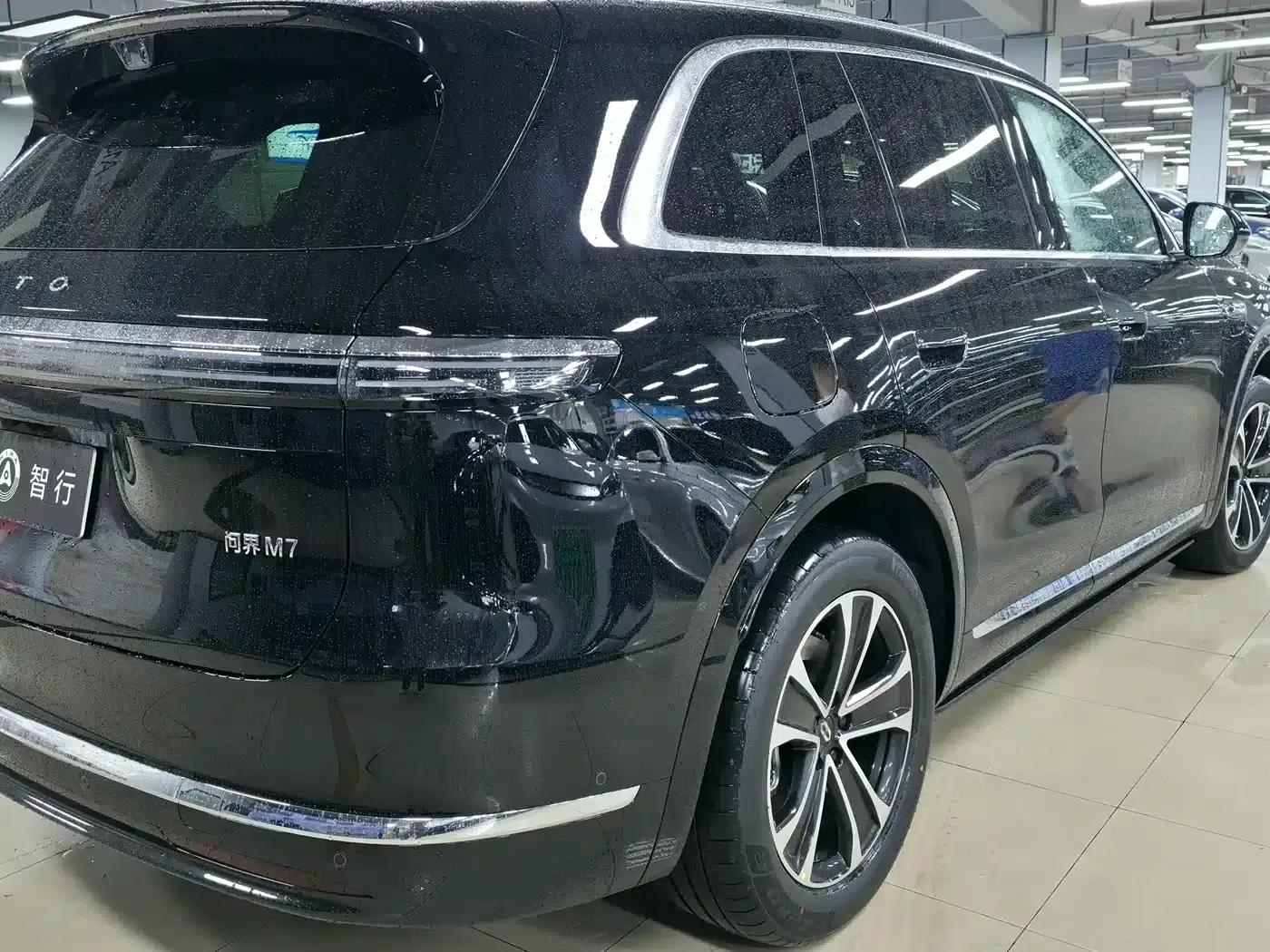 Wenjie M7 2026 Extended Range Max 4WD 5-Seater (896-line LiDAR) — миниатюра 8