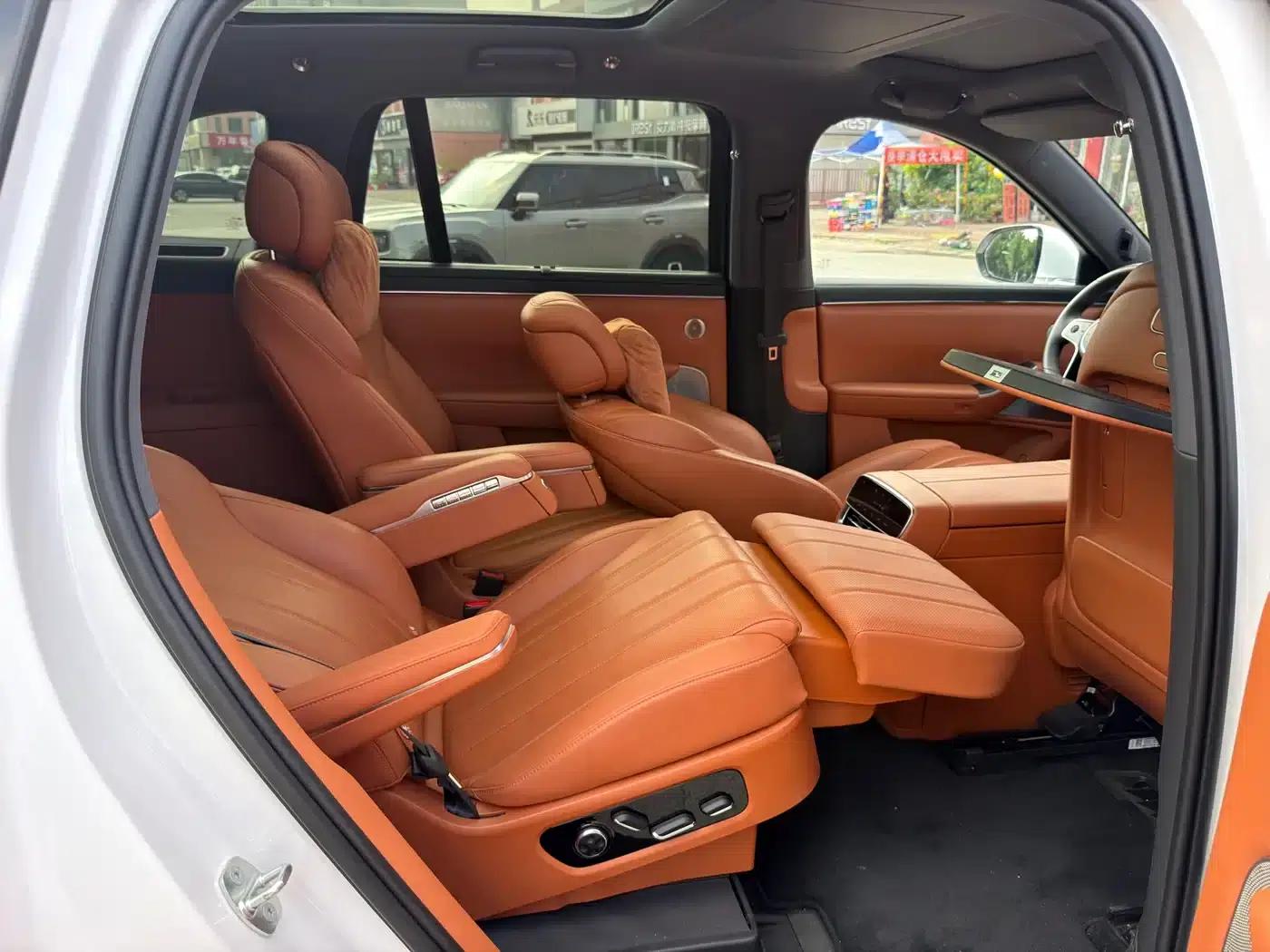 Wenjie M7 2026 Model Extended Range Ultra 4WD Version (6 Seats, 192-line LiDAR) — миниатюра 14