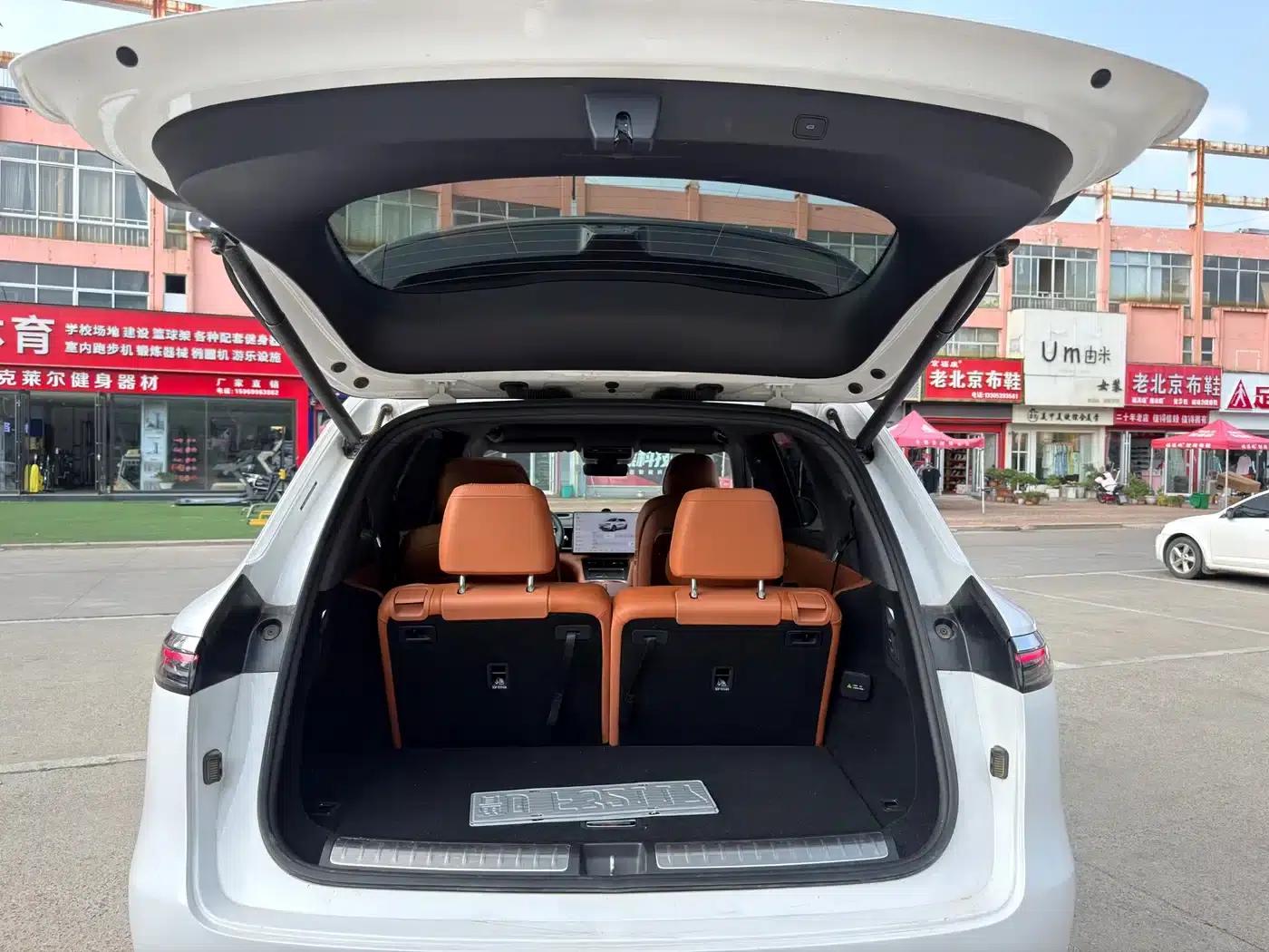 Wenjie M7 2026 Model Extended Range Ultra 4WD Version (6 Seats, 192-line LiDAR) — миниатюра 16