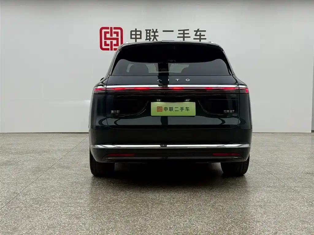 Wenjie M7 2026 Extended Range Ultra 4WD 5-Seater (192-line LiDAR) — миниатюра 3