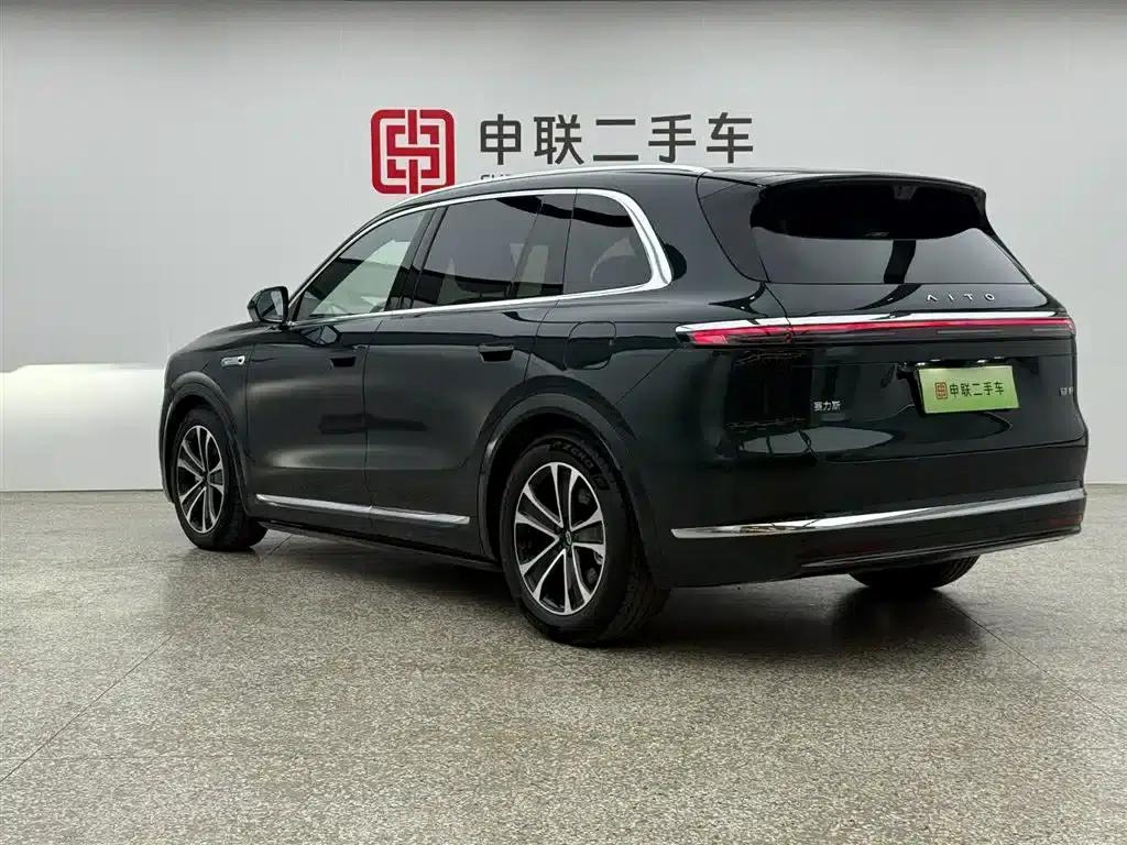 Wenjie M7 2026 Extended Range Ultra 4WD 5-Seater (192-line LiDAR) — миниатюра 4