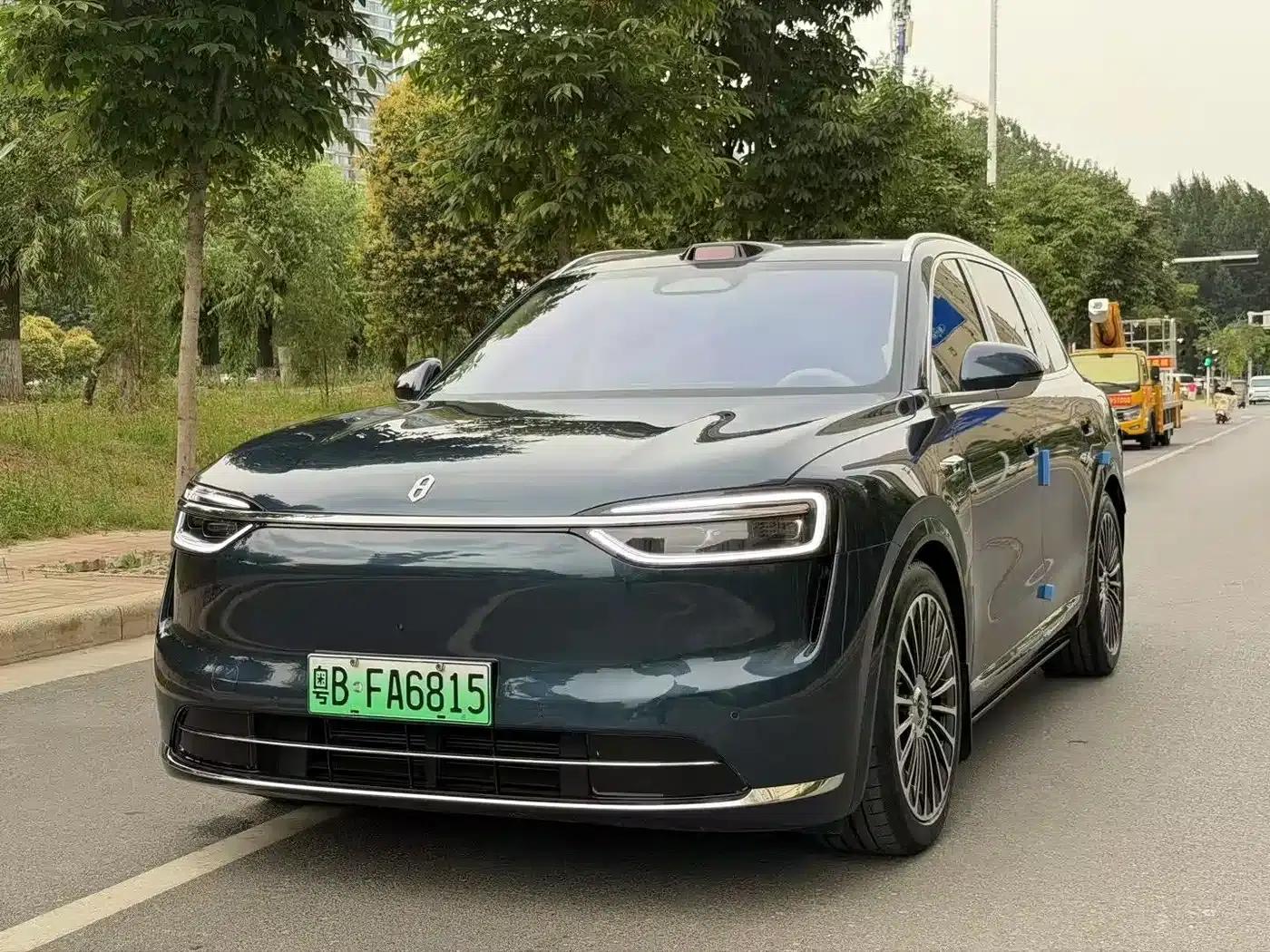 Wenjie M7 2026 Extended Range Max 4WD Version (5 Seats, 192-line LiDAR) — миниатюра 1