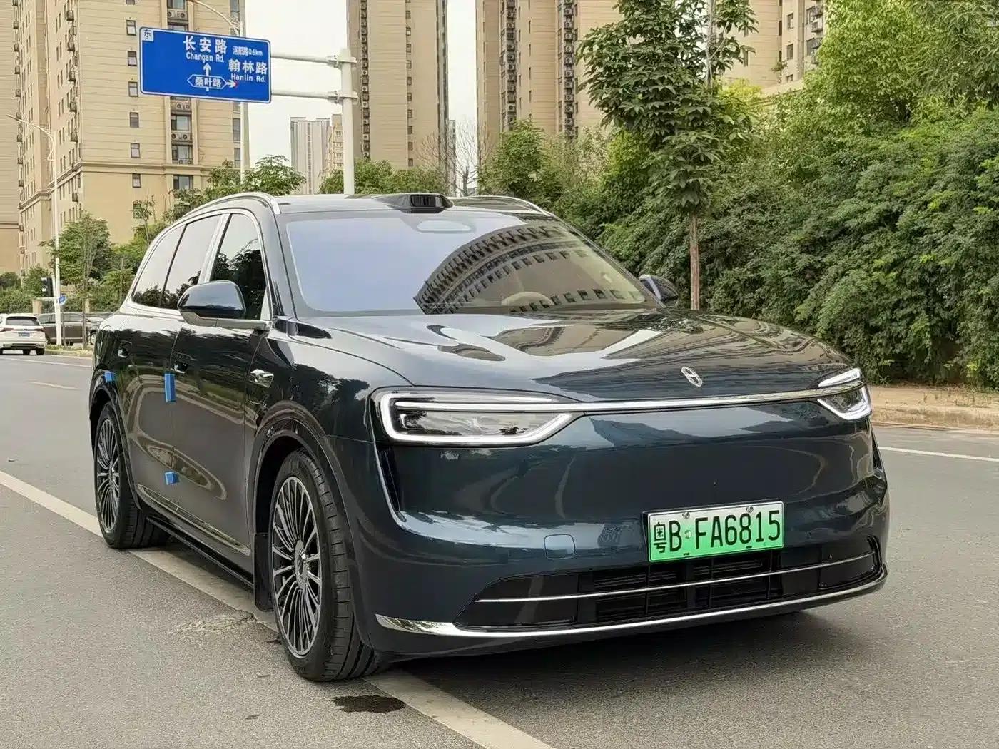 Wenjie M7 2026 Extended Range Max 4WD Version (5 Seats, 192-line LiDAR) — миниатюра 2