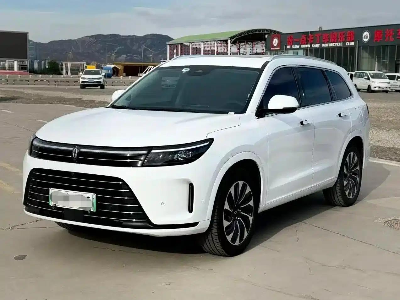 Wenjie M7 2022 1.5T AWD Luxury Edition — миниатюра 1
